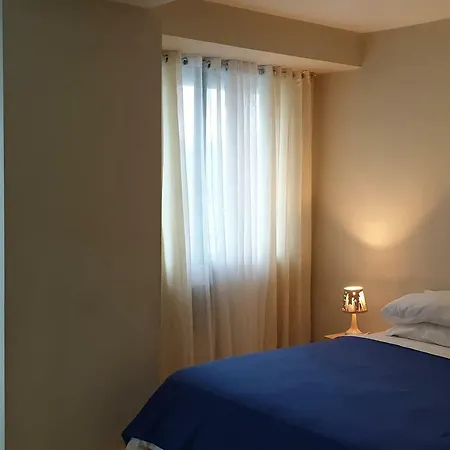 Mandaluyong 2 Bedroom W 2 Queen, 50Hdtv Across Shangrila Mall Manila Exterior photo